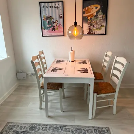 Casa House Of Bricks 5 - Downtown Holidays - Close To Apartment Billund